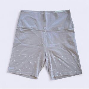 Offline by Aerie Paint Splatter OG Bike Short in Cream/White Size Large NWT